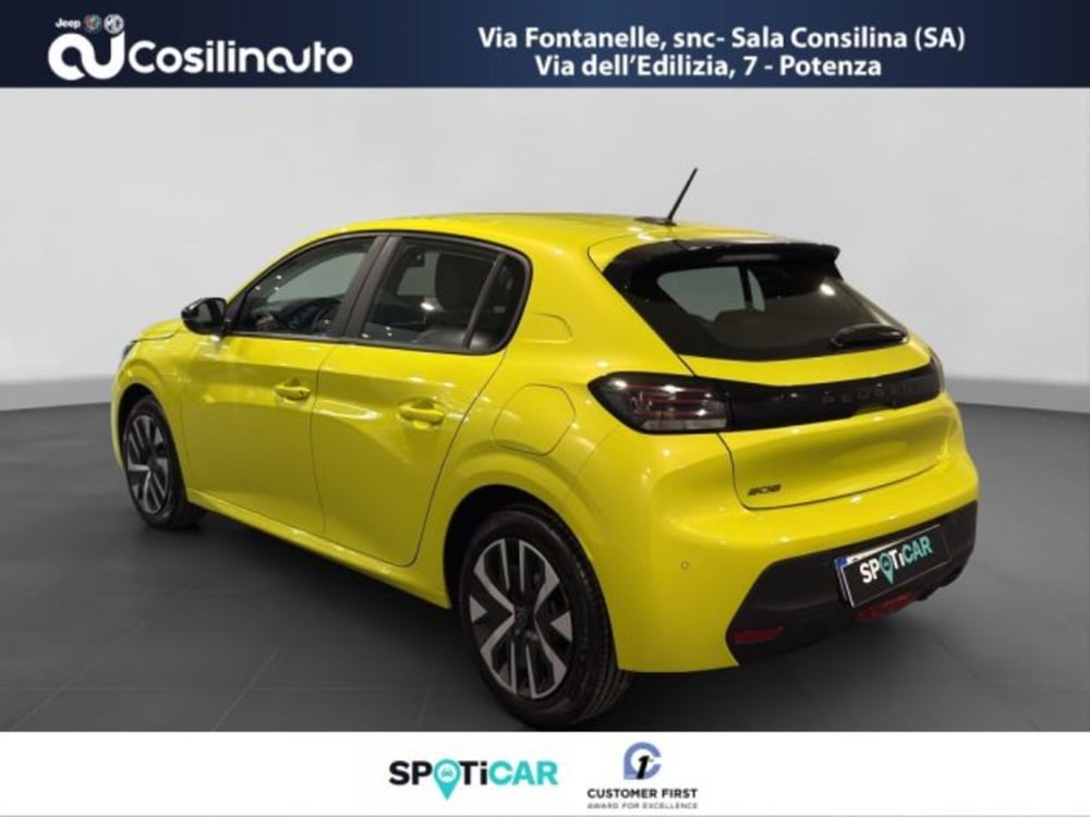 Peugeot 208 nuova a Salerno (3)