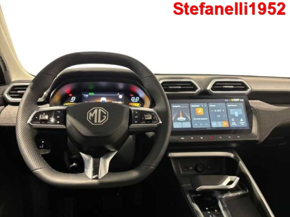 Mg ZS EV nuova a Bologna (14)