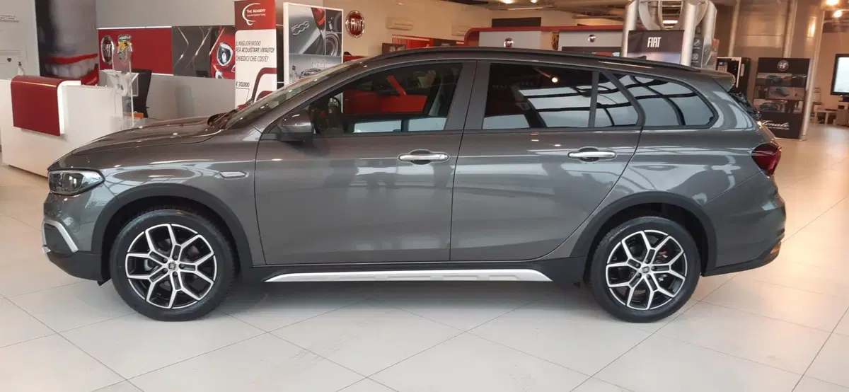 Fiat Tipo Station Wagon nuova a Chieti (10)