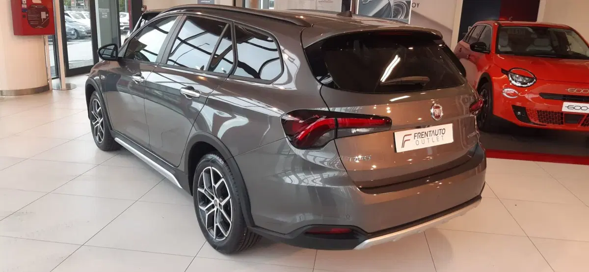 Fiat Tipo Station Wagon nuova a Chieti (9)