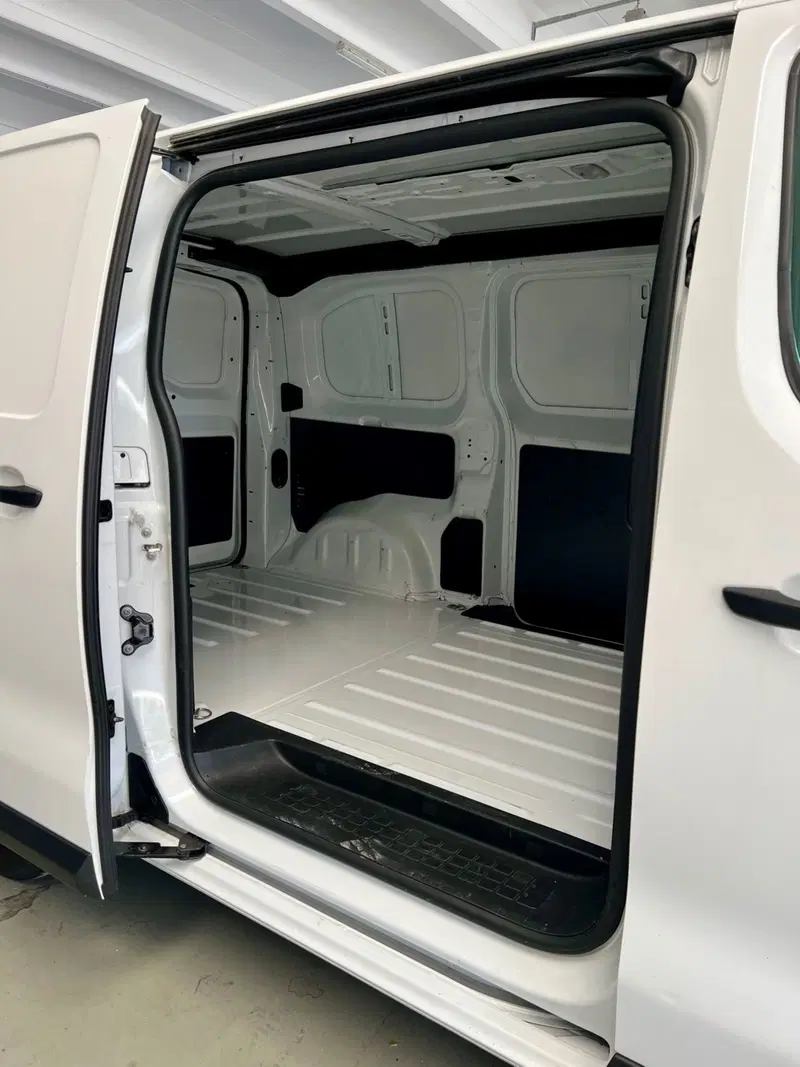 Peugeot Expert Furgone usata a Bari (10)