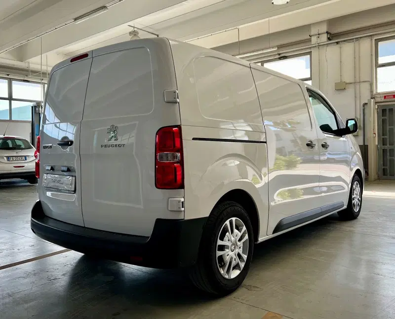 Peugeot Expert Furgone usata a Bari (8)