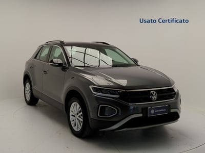 Volkswagen T-Roc 2.0 tdi Life 115cv del 2023 usata a Pratola Serra
