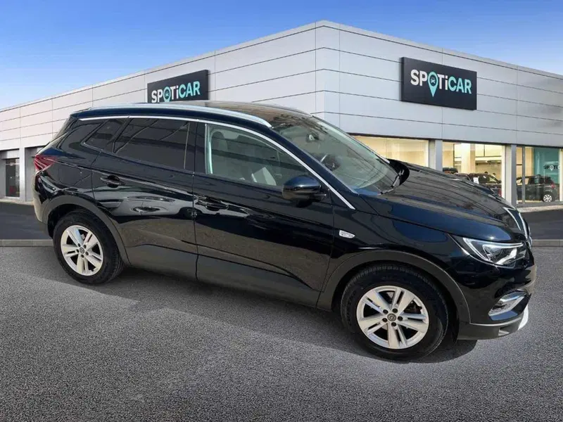 Opel Grandland X usata a Foggia (4)