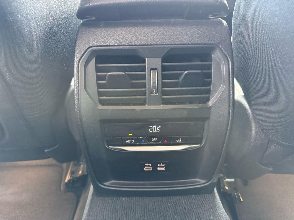BMW Serie 3 Touring usata a Lecce (18)