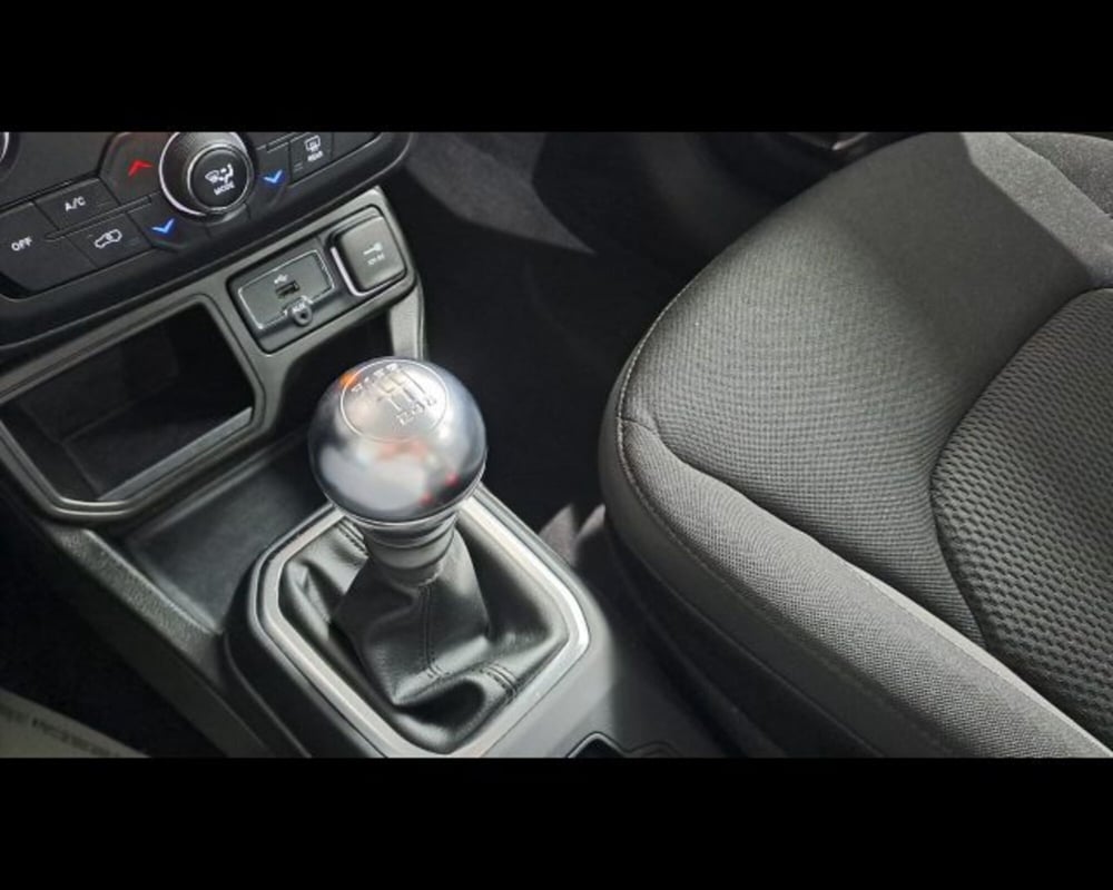 Jeep Renegade usata a Aosta (11)