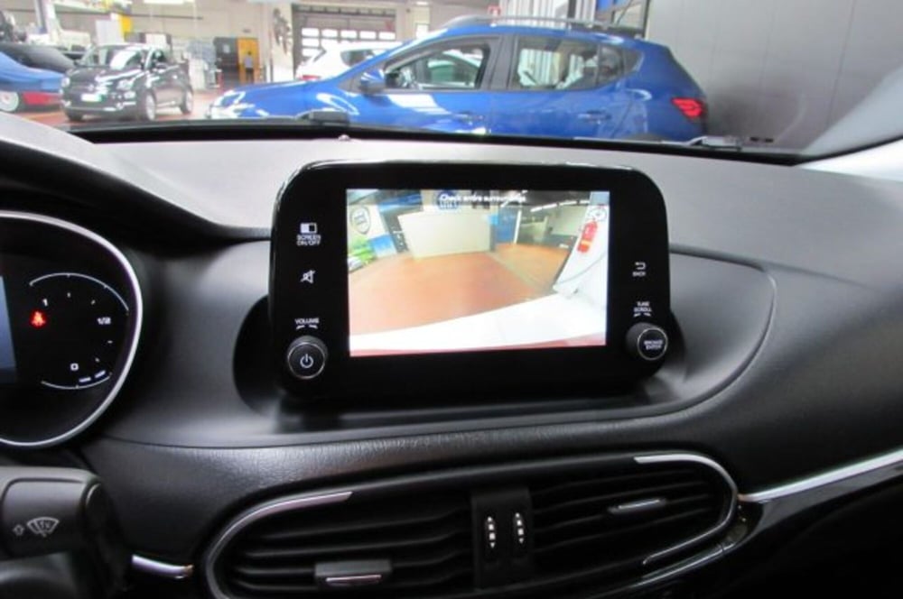 Fiat Tipo usata a Milano (14)