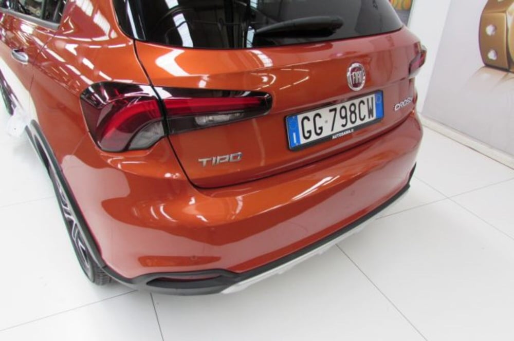 Fiat Tipo usata a Milano (17)