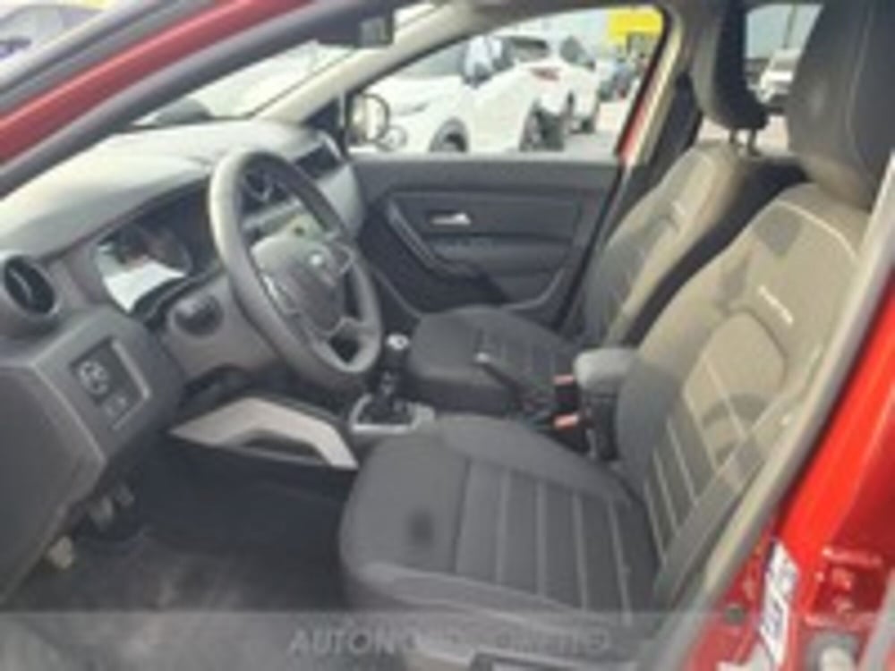 Dacia Duster usata a Pordenone (11)