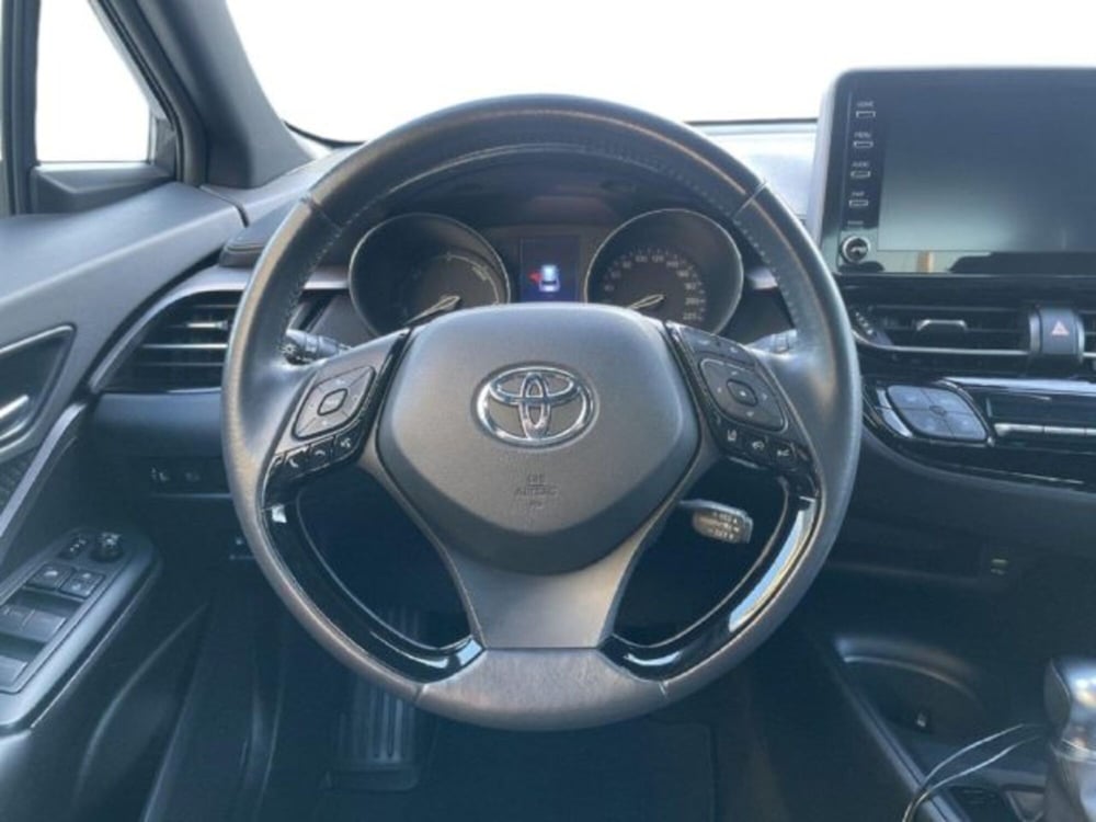 Toyota Toyota C-HR usata a Vercelli (10)