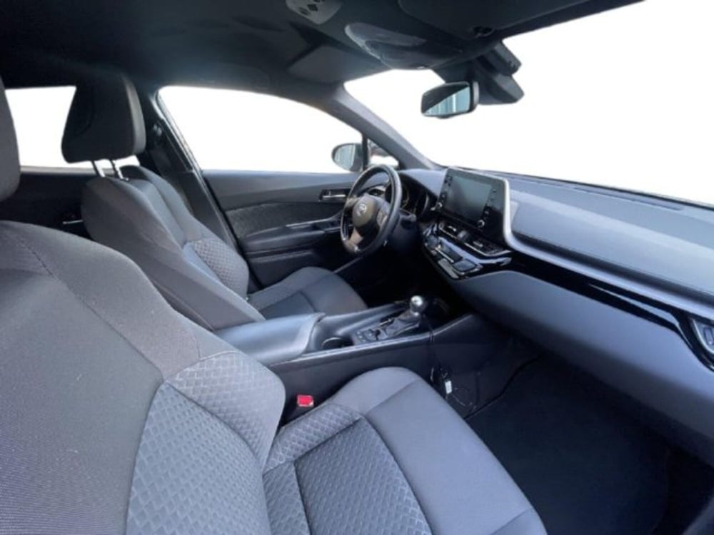 Toyota Toyota C-HR usata a Vercelli (6)