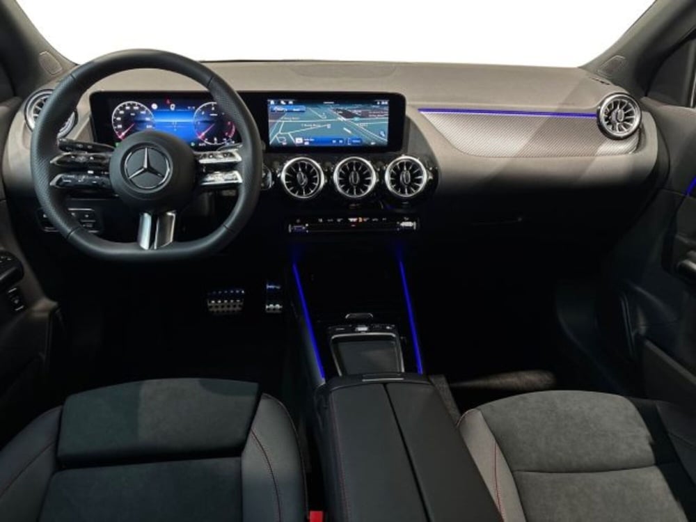 Mercedes-Benz GLA SUV nuova a Bologna (13)