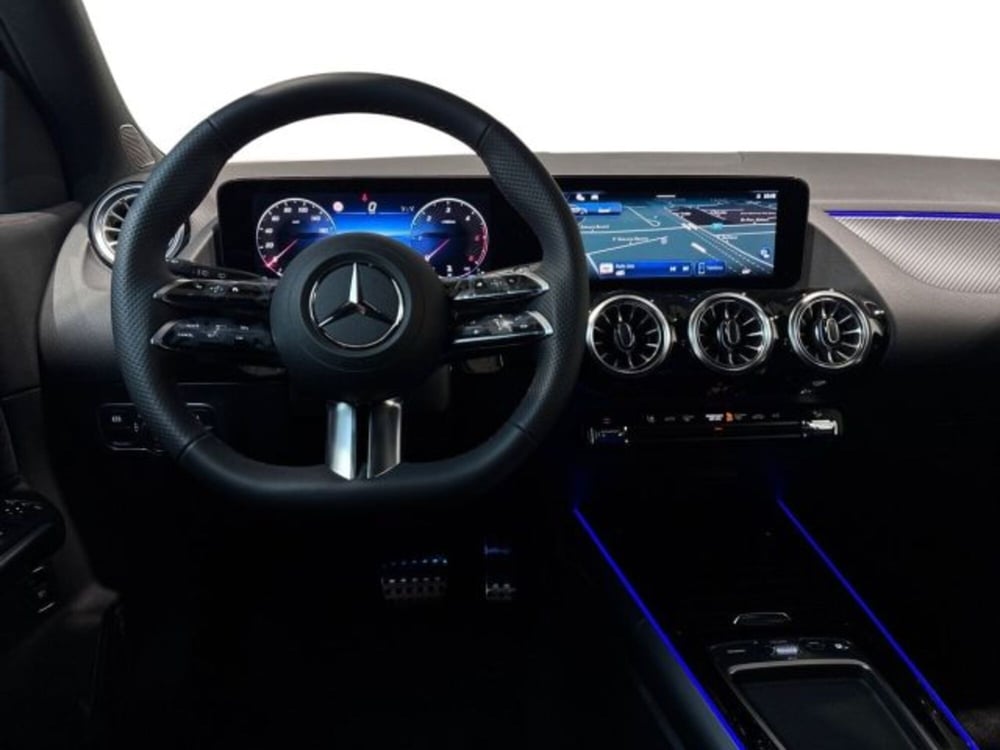 Mercedes-Benz GLA SUV nuova a Bologna (14)