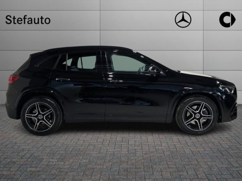 Mercedes-Benz GLA SUV nuova a Bologna (2)