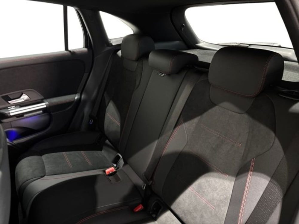 Mercedes-Benz GLA SUV nuova a Bologna (9)