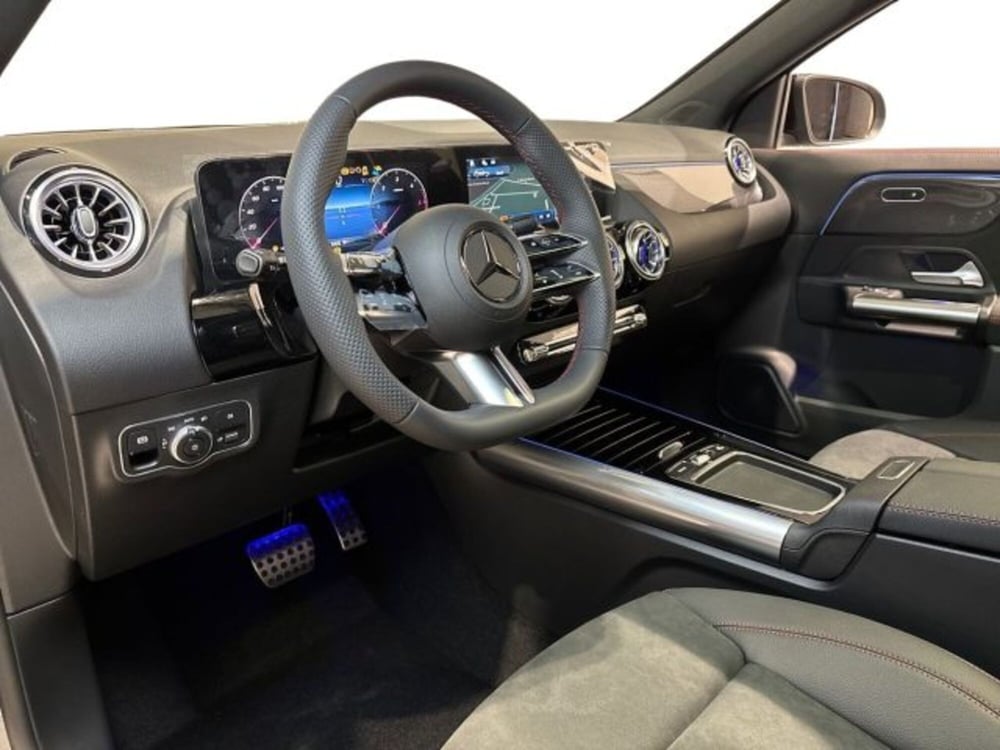 Mercedes-Benz GLA SUV nuova a Bologna (11)