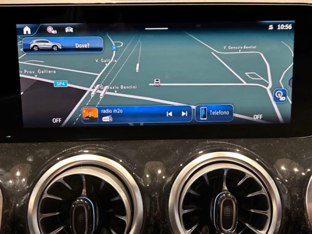 Mercedes-Benz GLA SUV nuova a Bologna (17)