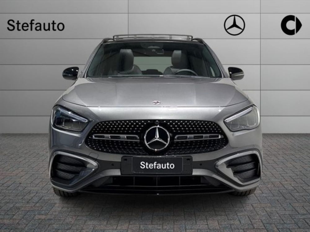 Mercedes-Benz GLA SUV nuova a Bologna (4)