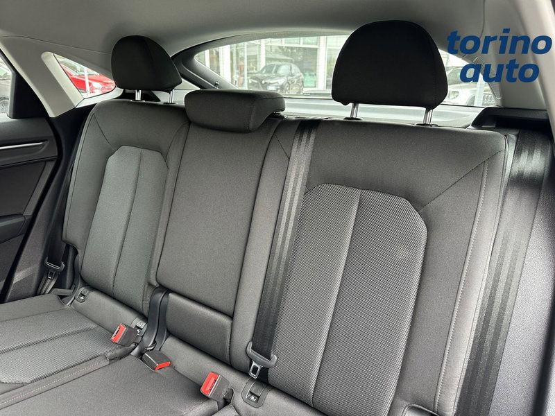 Audi Q3 Sportback usata a Torino (13)