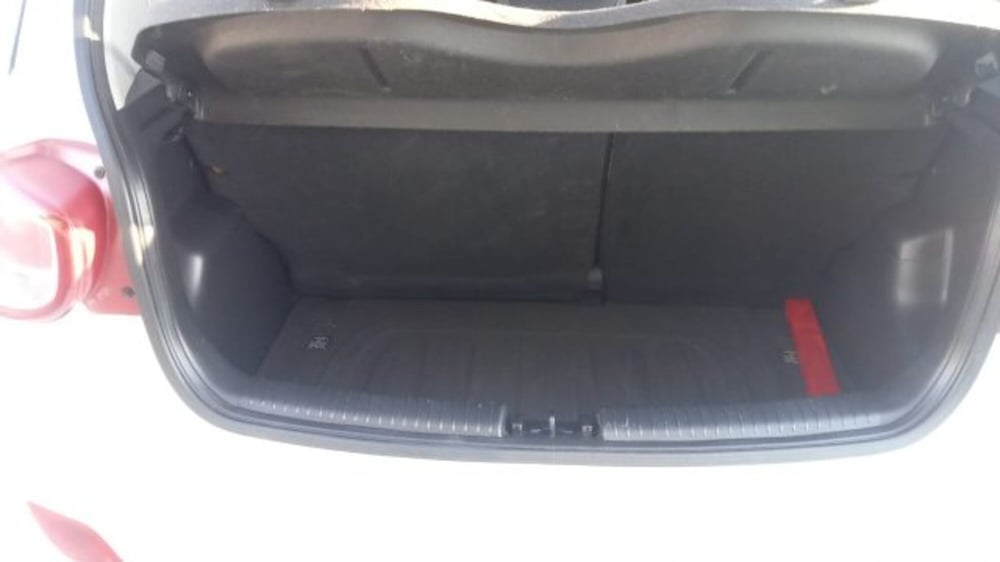 Hyundai i10 usata a Macerata (15)