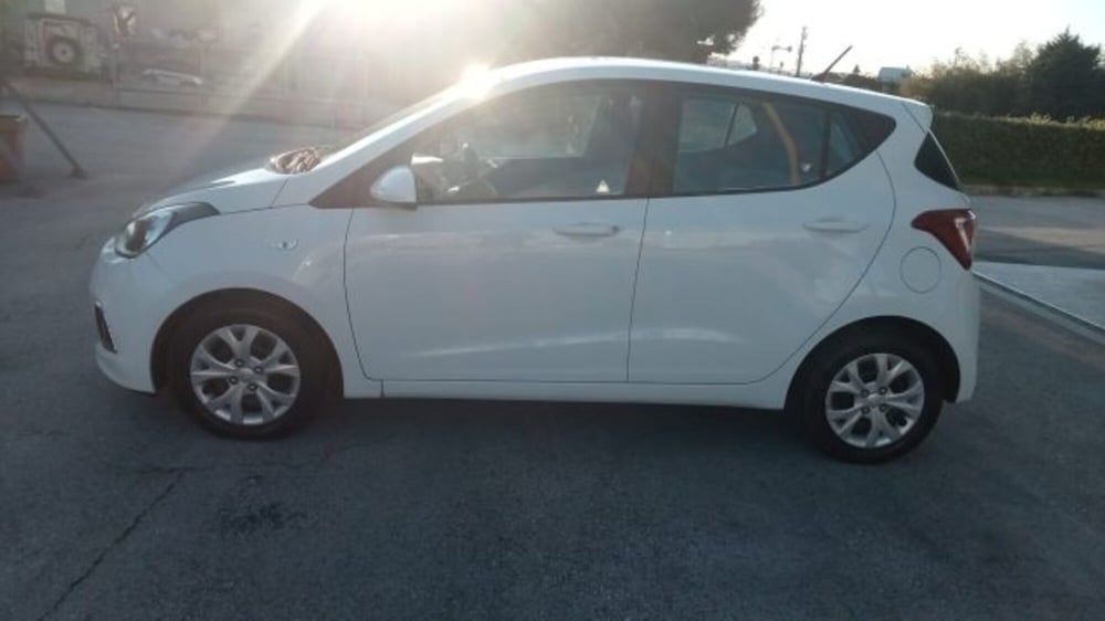 Hyundai i10 usata a Macerata (6)