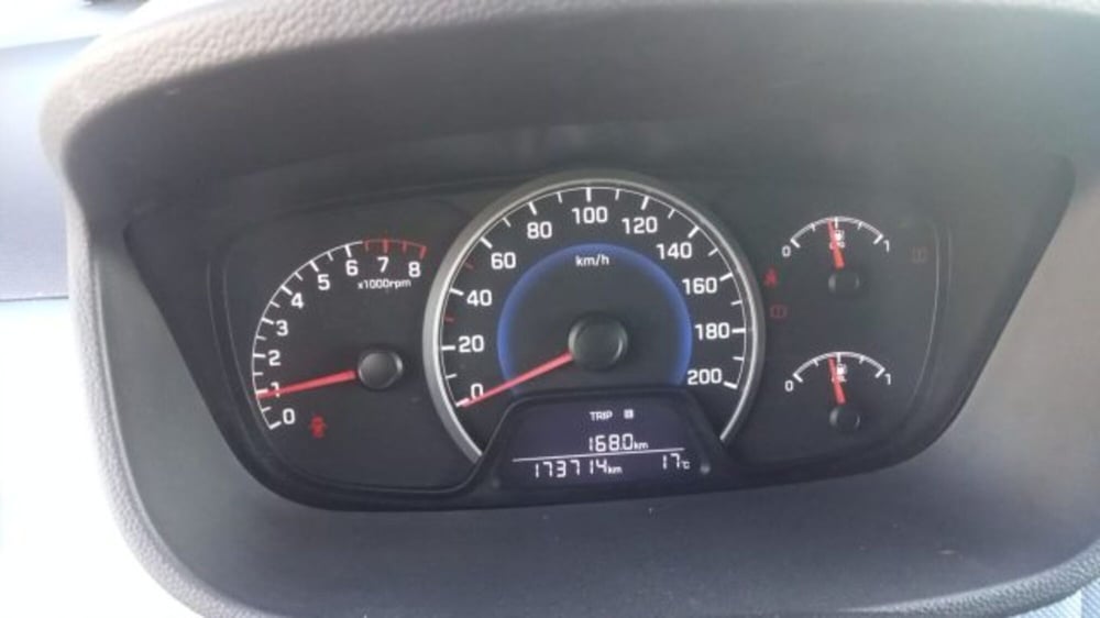 Hyundai i10 usata a Macerata (8)