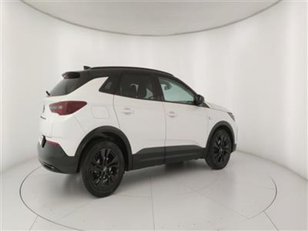 Opel Grandland usata a Bari (8)