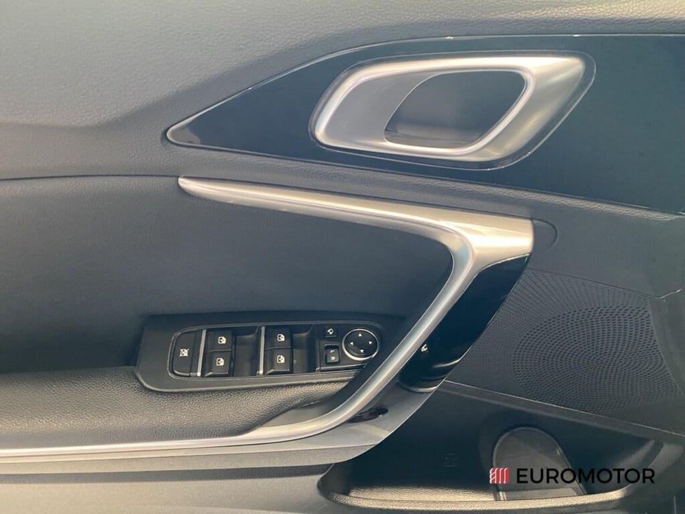 Kia XCeed usata a Bari (11)