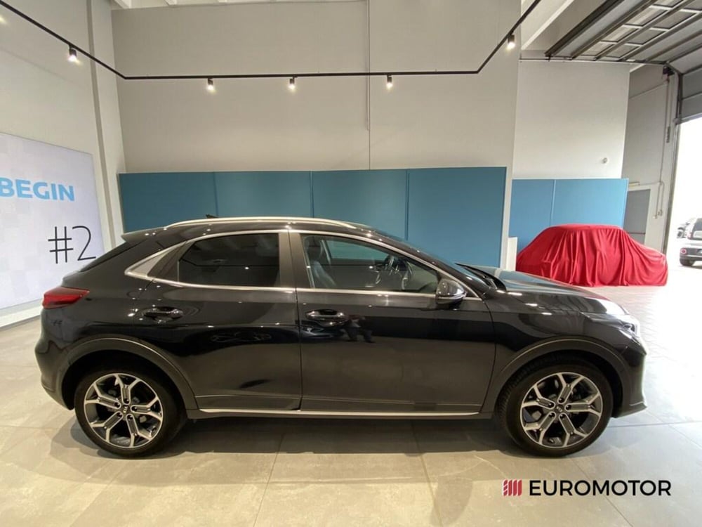 Kia XCeed usata a Bari (6)