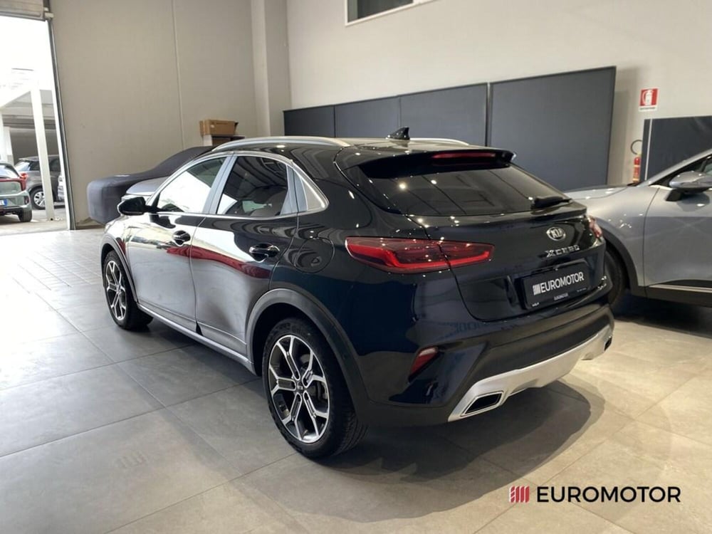 Kia XCeed usata a Bari (9)