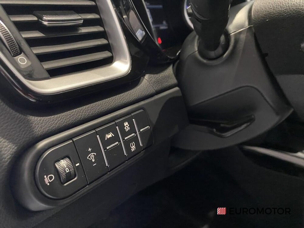 Kia XCeed usata a Bari (14)