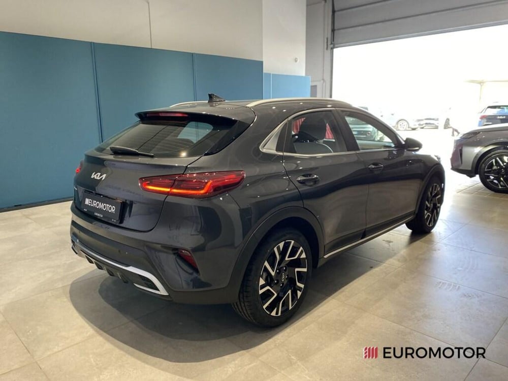 Kia XCeed usata a Bari (7)