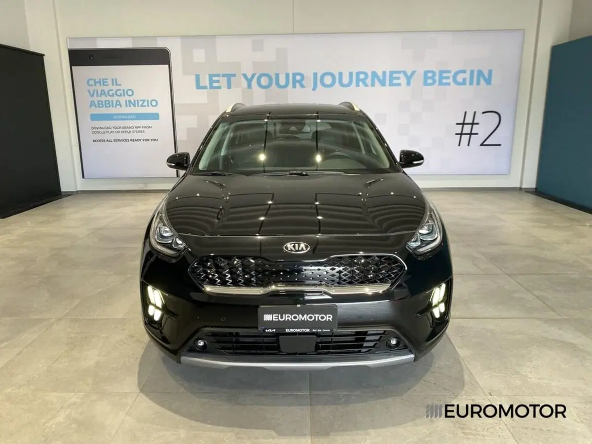 Kia Niro usata a Bari (2)
