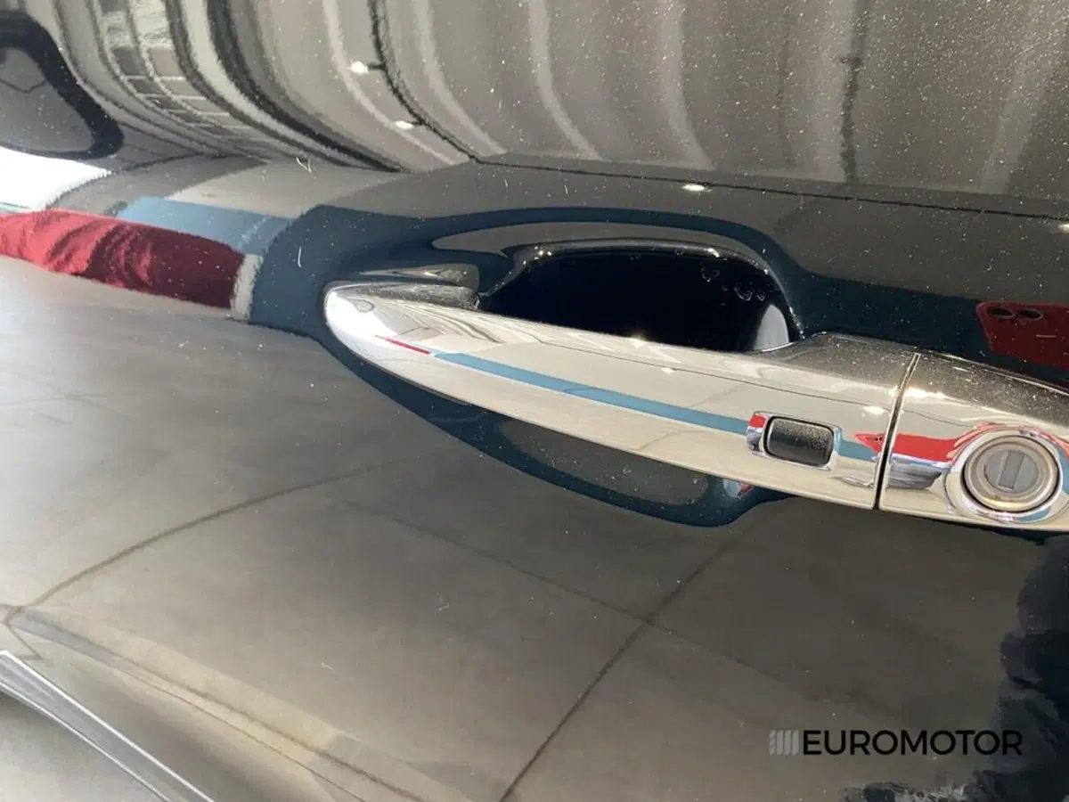 Kia Niro usata a Bari (11)