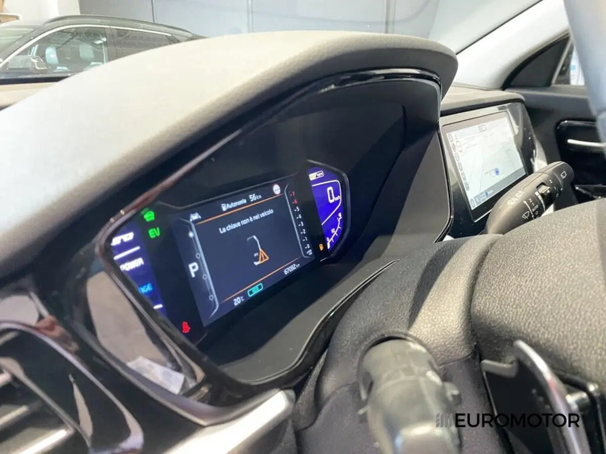 Kia Niro usata a Bari (14)