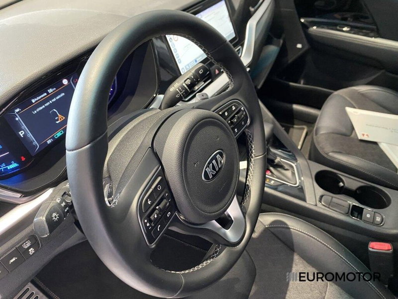 Kia Niro usata a Bari (15)