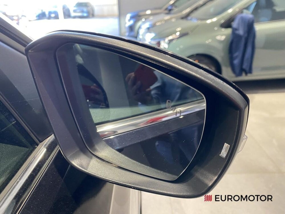 Volkswagen T-Cross usata a Bari (8)