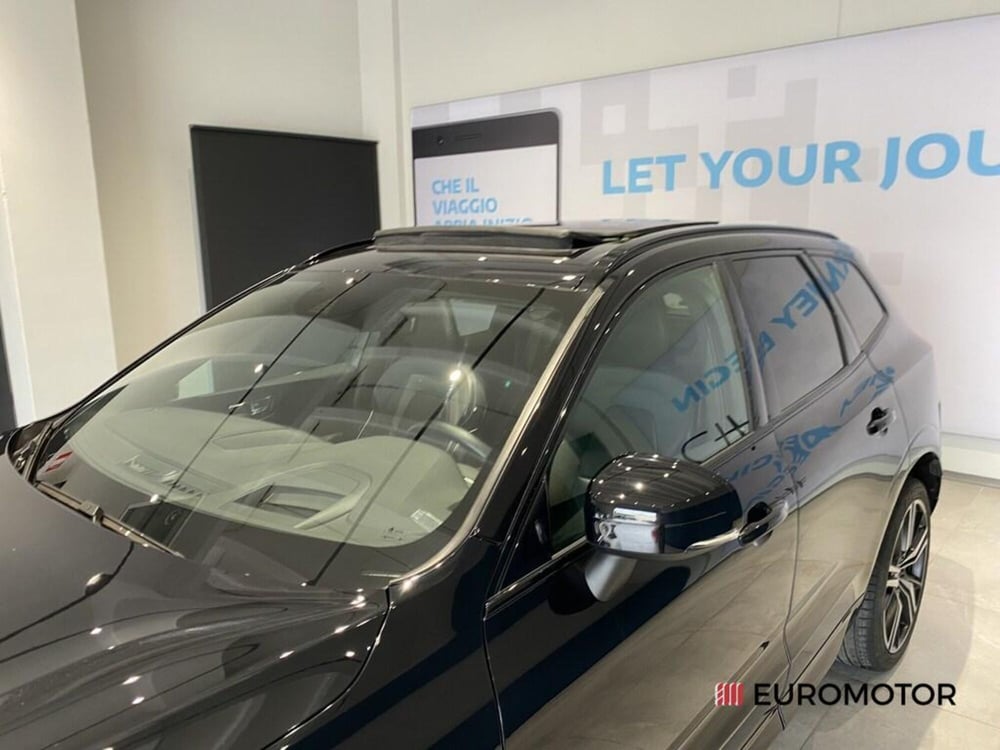 Volvo XC60 usata a Bari (14)