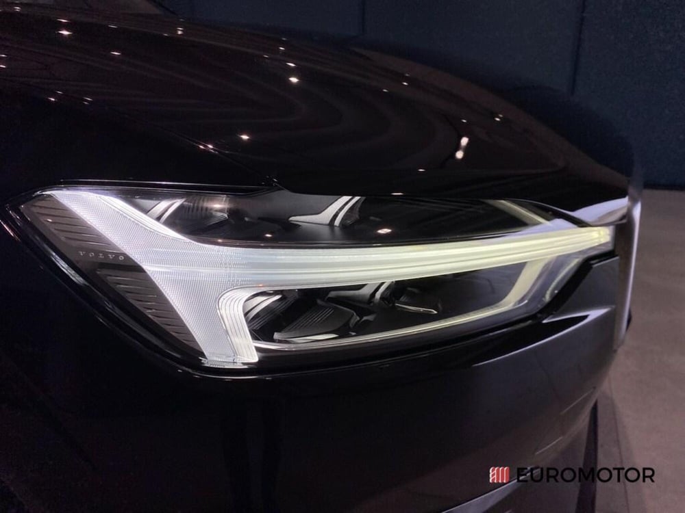 Volvo XC60 usata a Bari (5)