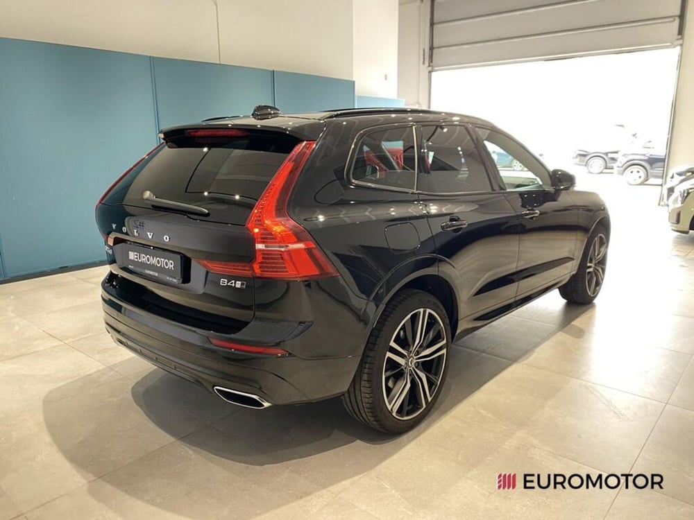 Volvo XC60 usata a Bari (8)