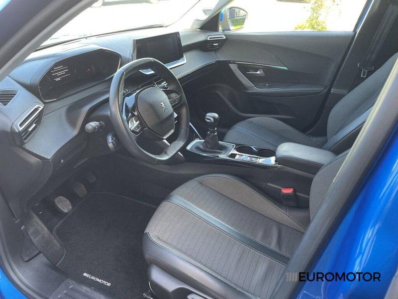 Peugeot 2008 usata a Bari (9)