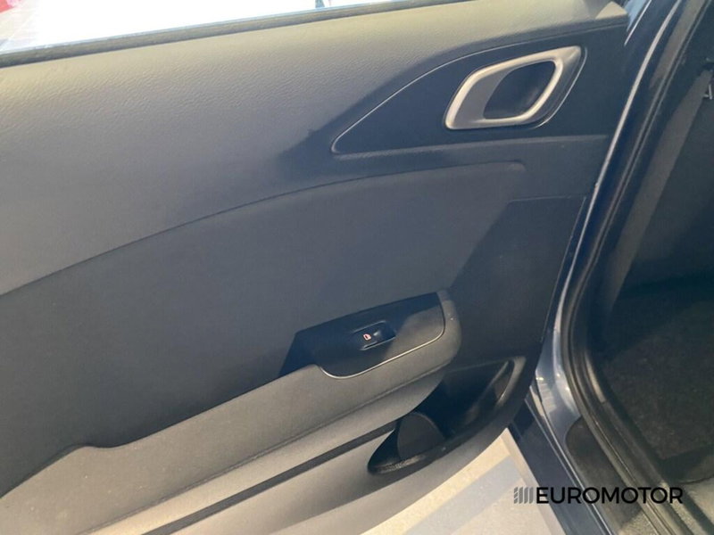 Kia Ceed Sport Wagon usata a Bari (15)
