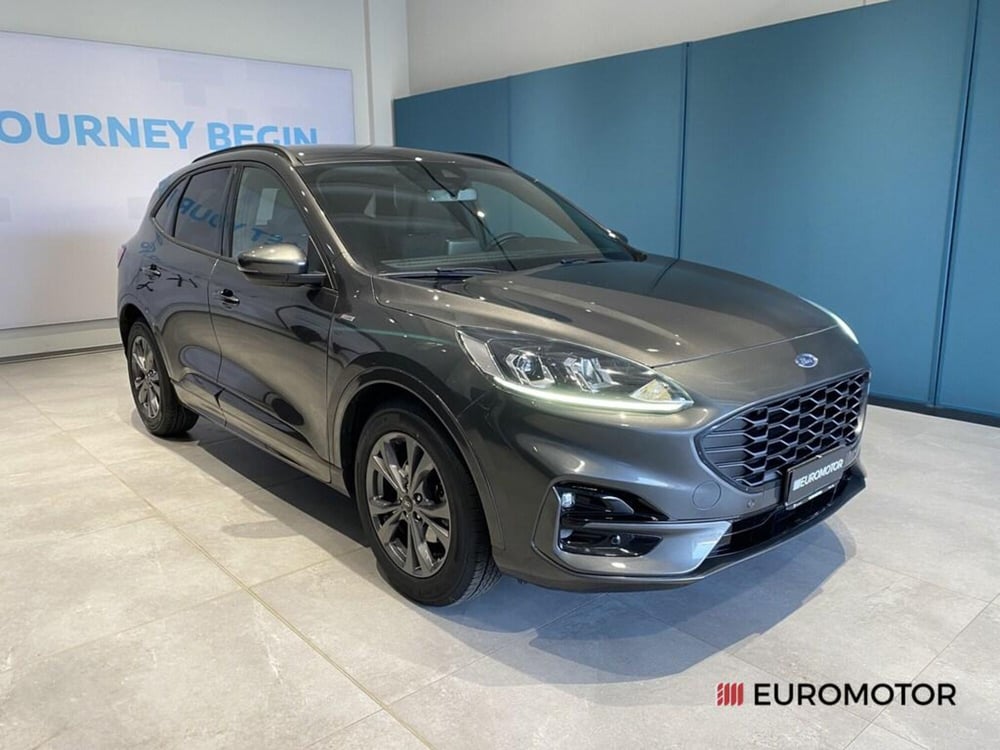 Ford Kuga usata a Bari (2)