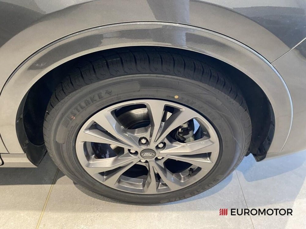 Ford Kuga usata a Bari (4)
