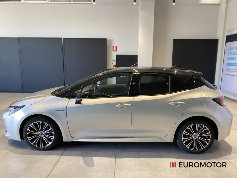 Toyota Corolla usata a Bari (13)