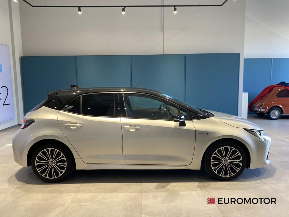 Toyota Corolla usata a Bari (7)