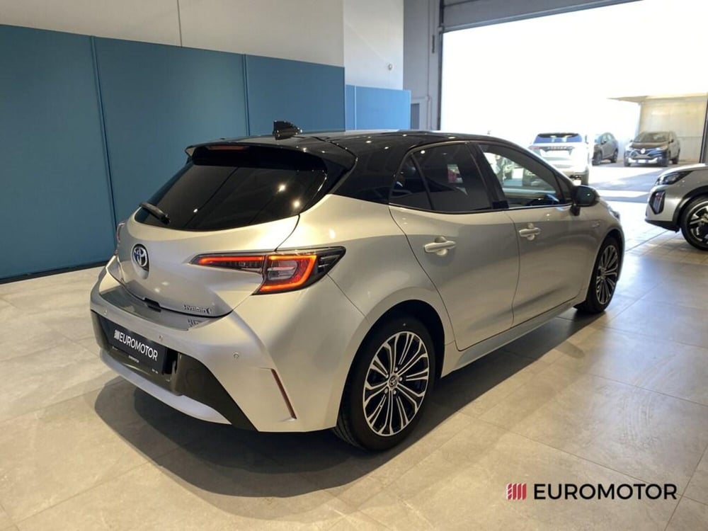 Toyota Corolla usata a Bari (8)