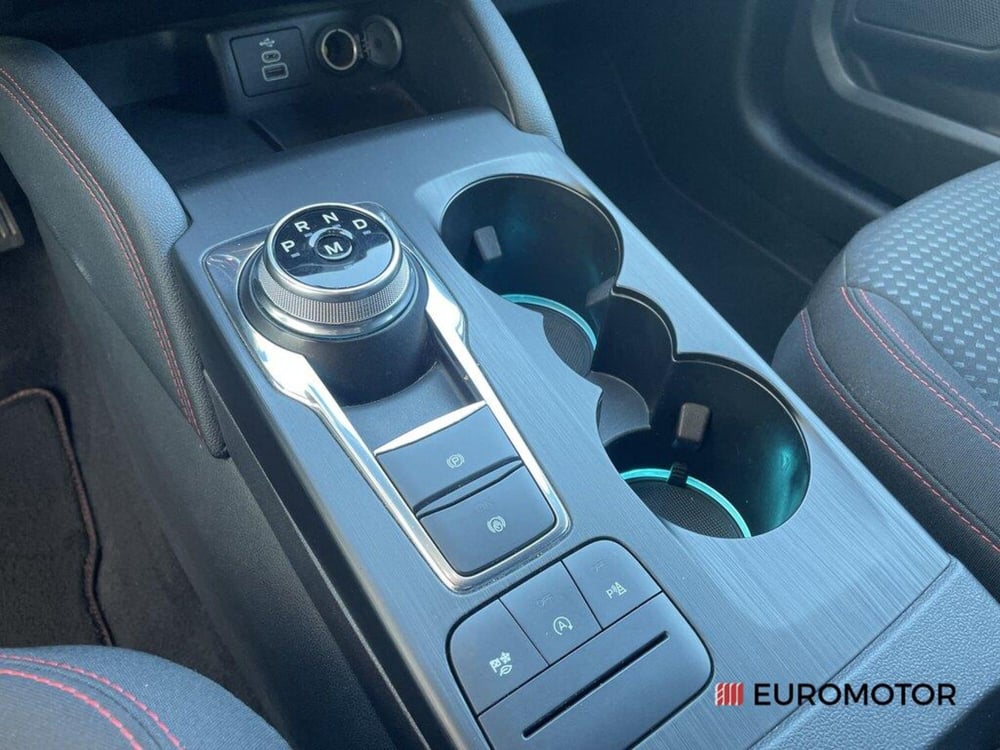 Ford Kuga usata a Bari (14)