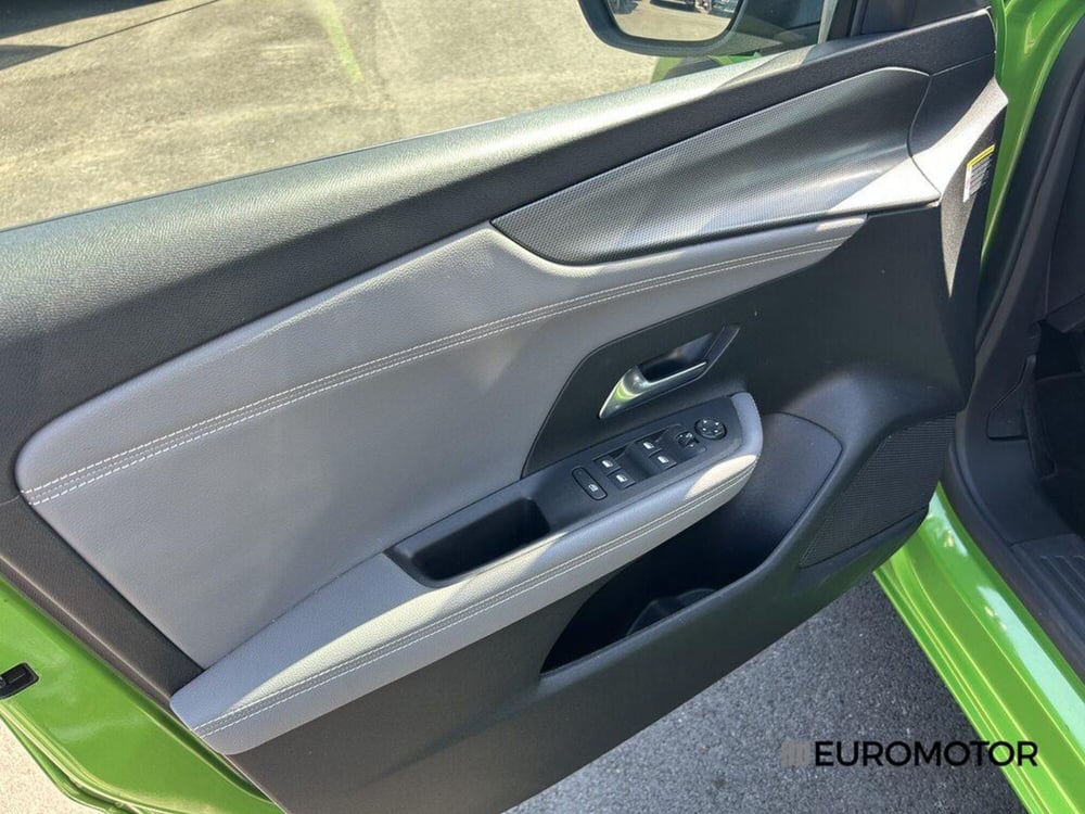 Opel Mokka usata a Bari (11)