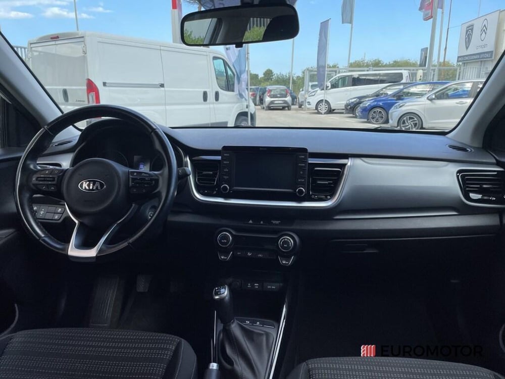 Kia Stonic usata a Bari (13)